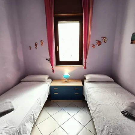 Rosa Virginia Fronte Mare By Salentoville